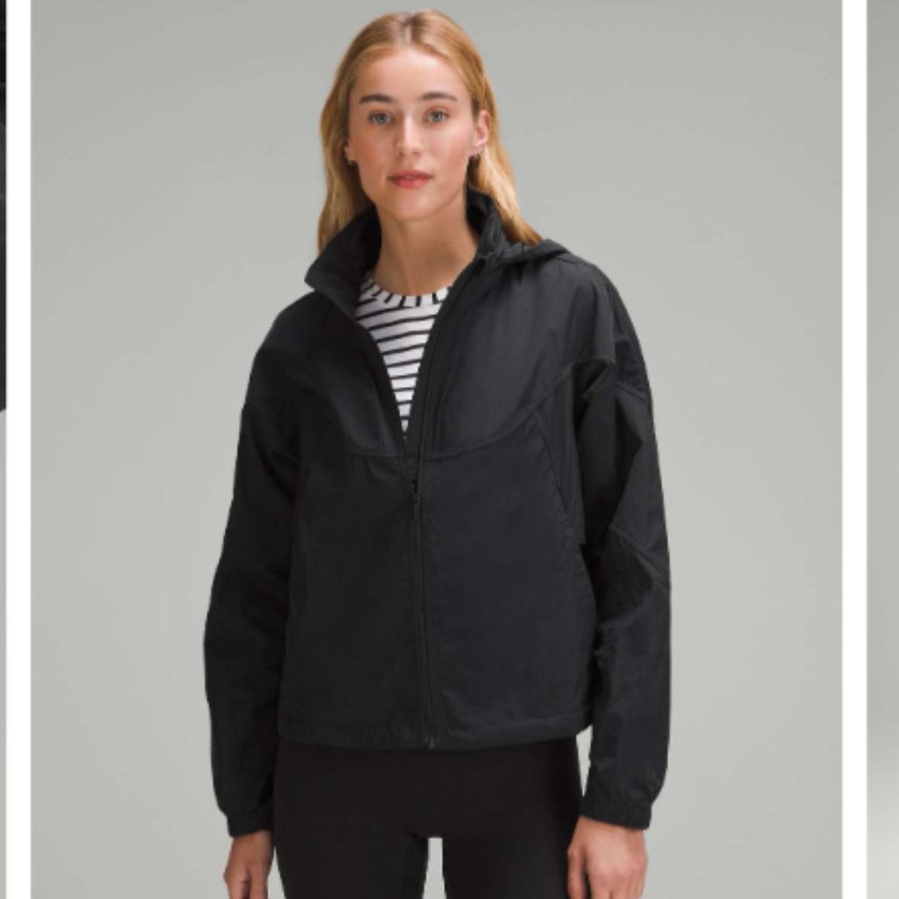 Lululemon Evergreen Cropped Full Zip Hoodie